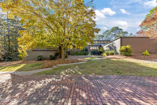 75 Lake Dornoch Drive, Pinehurst, NC 28374