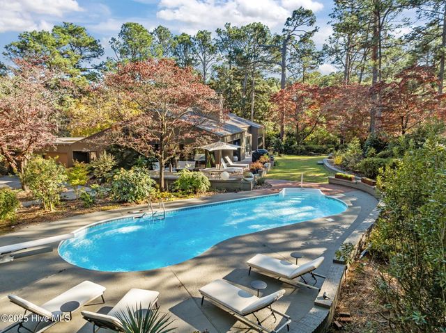 75 Lake Dornoch Drive, Pinehurst, NC 28374