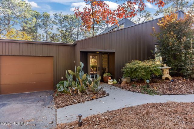 75 Lake Dornoch Drive, Pinehurst, NC 28374