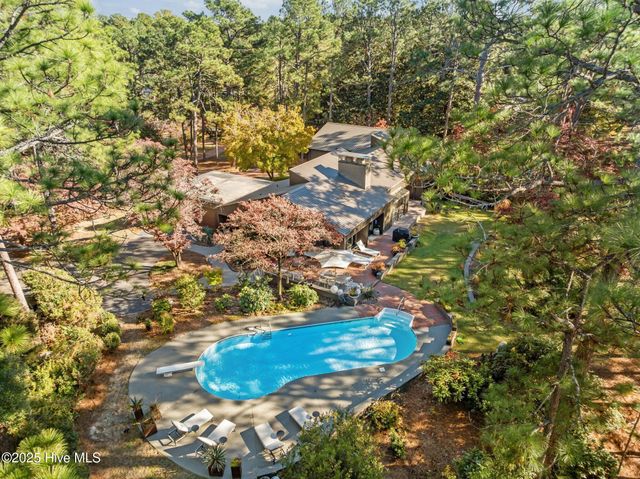 75 Lake Dornoch Drive, Pinehurst, NC 28374