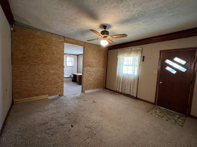 2989 KY 1304, Hinkle, KY 40953