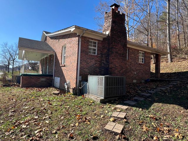 2989 KY 1304, Hinkle, KY 40953