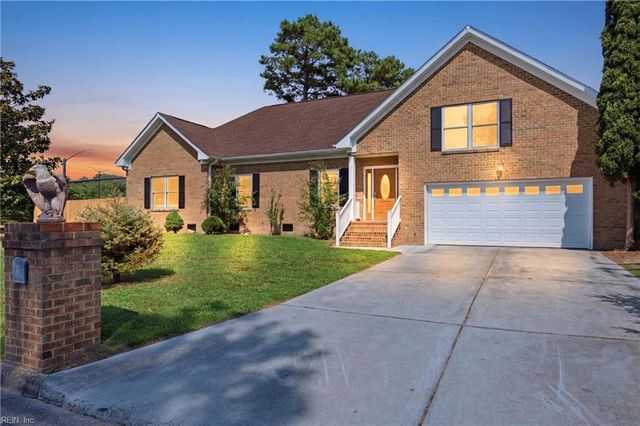 600 Pleasant Hall DR, Virginia Beach, VA 23464