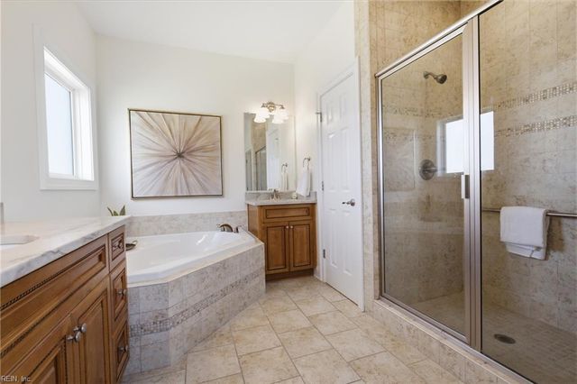 600 Pleasant Hall DR, Virginia Beach, VA 23464