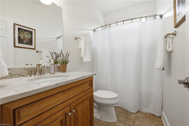 600 Pleasant Hall DR, Virginia Beach, VA 23464