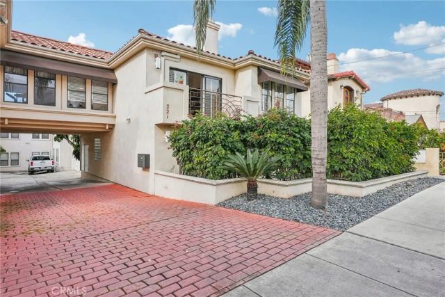 221 S Francisca Avenue Unit A, Redondo Beach, CA 90277