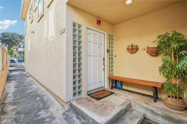 221 S Francisca Avenue Unit A, Redondo Beach, CA 90277