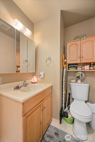 18906 8th Avenue NW #313, Shoreline, WA 98177