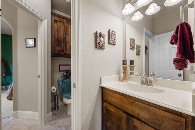 5416 Runnymede Court, Arlington, TX 76016