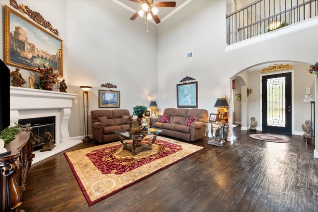 5416 Runnymede Court, Arlington, TX 76016