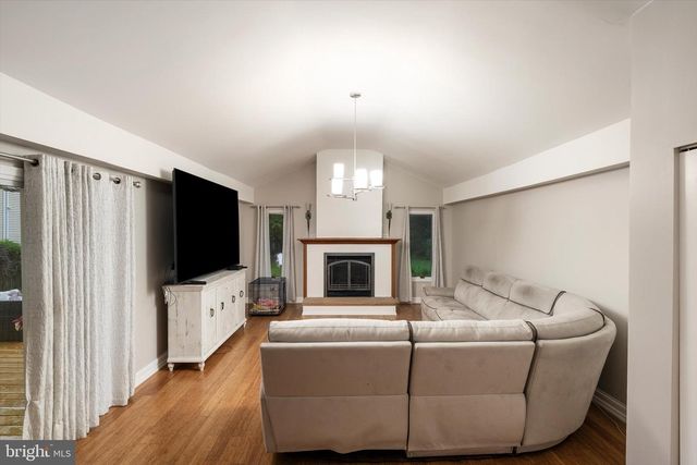643 HIGHLAND AVE, Cherry Hill, NJ 08002