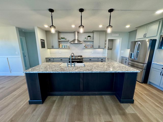 10385 N HWY VV, Columbia, MO 65202