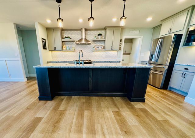 10385 N HWY VV, Columbia, MO 65202