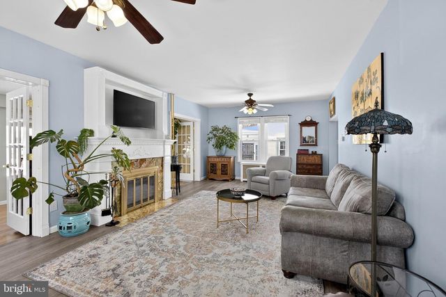 612 W MAGNOLIA AVE, Aldan, PA 19018