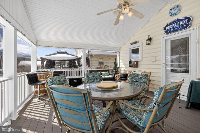 612 W MAGNOLIA AVE, Aldan, PA 19018