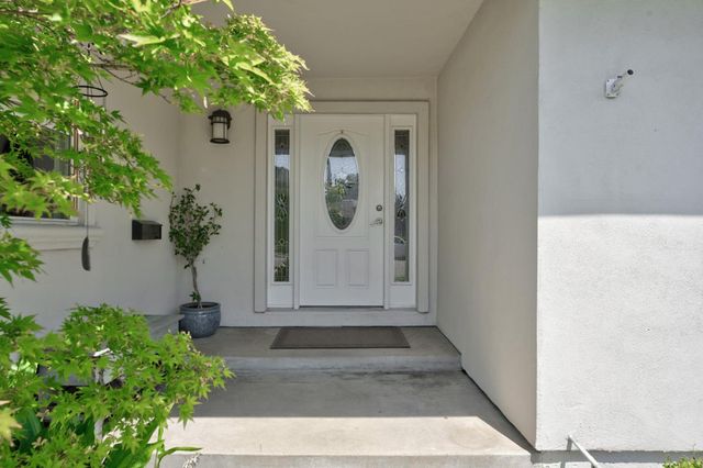 5463 Norway Dr, Orangevale, CA 95662