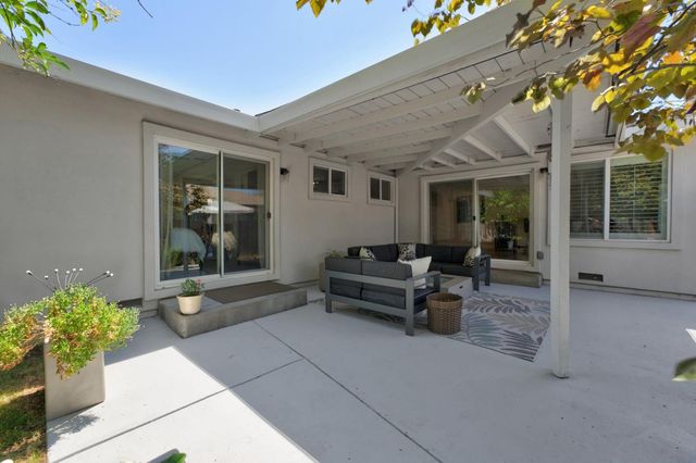 5463 Norway Dr, Orangevale, CA 95662