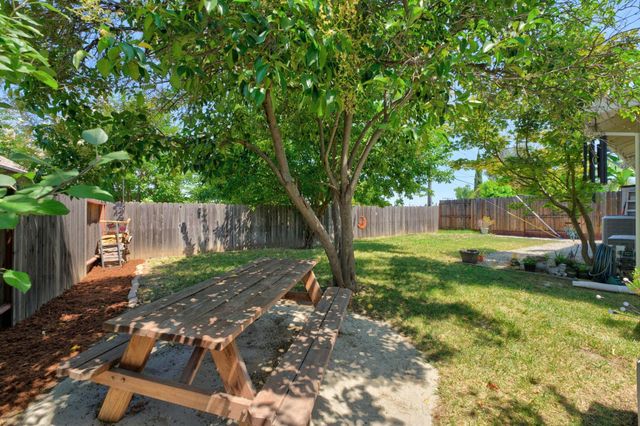 5463 Norway Dr, Orangevale, CA 95662