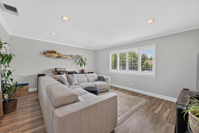 5463 Norway Dr, Orangevale, CA 95662