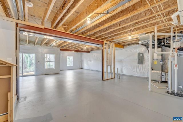 3071 RAMBLING BROOK LN, Crozet, VA 22932