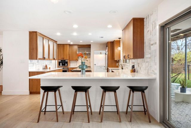 4022 N Hills DR, Austin, TX 78731