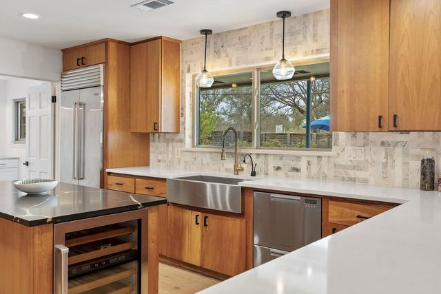 4022 N Hills DR, Austin, TX 78731