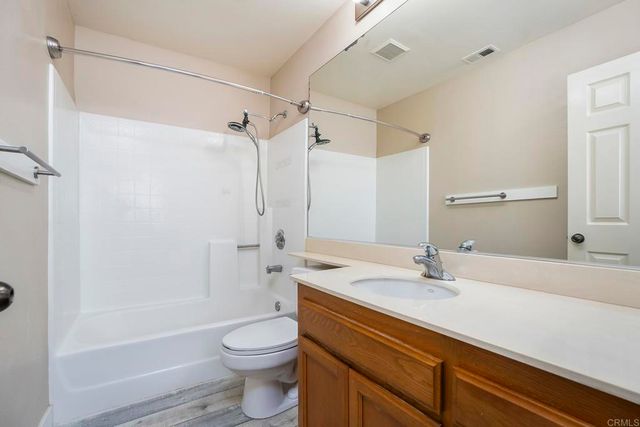 1526 SHADOW VISTA WAY, El Cajon, CA 92019