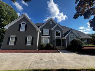 275 Steeple Point Drive, Roswell, GA 30076