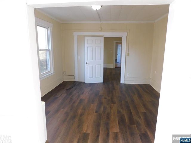 284 Renner Avenue, Newark, NJ 07112