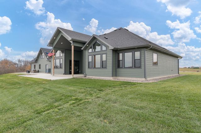 4051 Clearwater Trail, Lonsdale, MN 55046