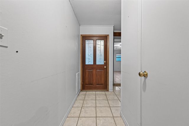 10063 Lake Shore Drive, Montgomery, TX 77316