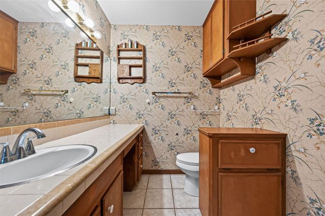 10063 Lake Shore Drive, Montgomery, TX 77316