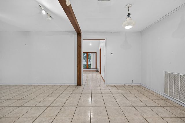 10063 Lake Shore Drive, Montgomery, TX 77316