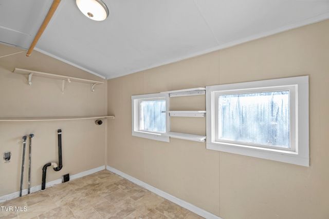 212 Young Street, Johnson City, TN 37601