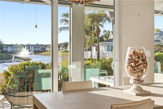 6980 Avalon CIR # 1102, Naples, FL 34112