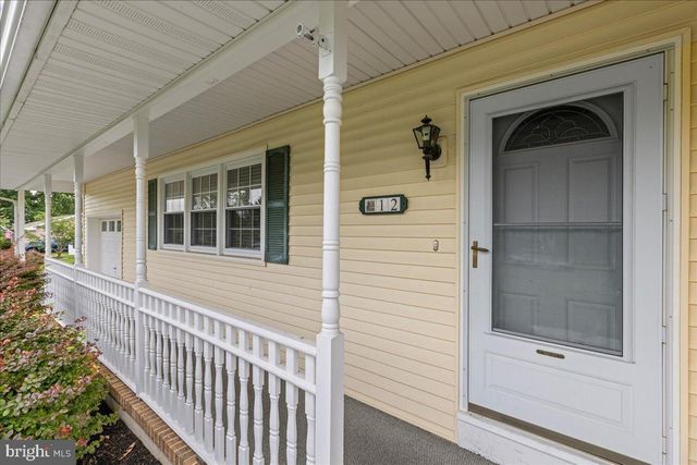 12 WOODLAWN AVE, Newfield, NJ 08344