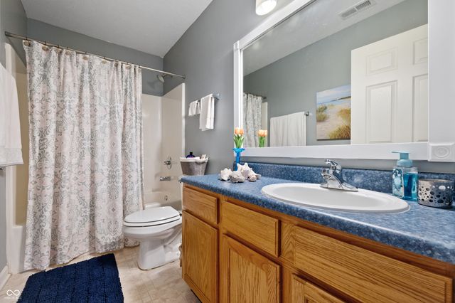 557 Gibson Drive, Westfield, IN 46074