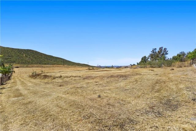 31750 KELLER Road, Winchester, CA 92596