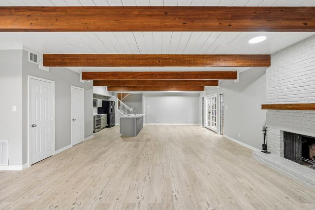 5382 Brownway Street D39, Houston, TX 77056