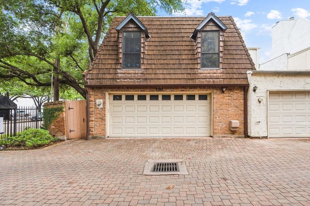 5382 Brownway Street D39, Houston, TX 77056