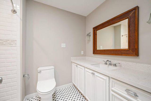 5382 Brownway Street D39, Houston, TX 77056