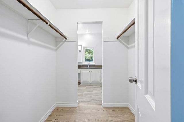5382 Brownway Street D39, Houston, TX 77056
