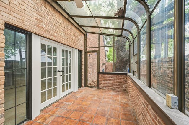 5382 Brownway Street D39, Houston, TX 77056