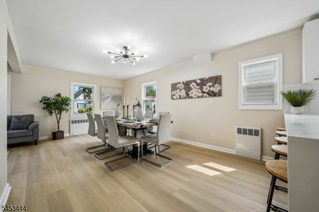 124 Woodruff Pl, Hillside Twp., NJ 07205