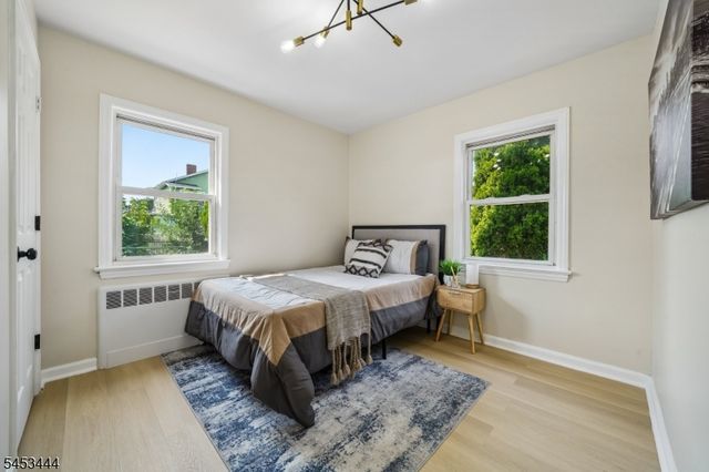 124 Woodruff Pl, Hillside Twp., NJ 07205