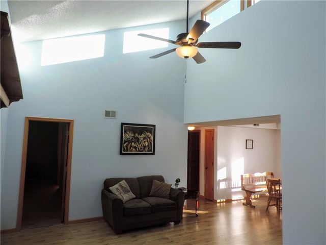 12310 E 43rd Street S B10, Independence, MO 64055