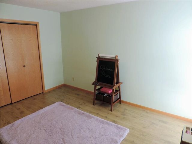 12310 E 43rd Street S B10, Independence, MO 64055