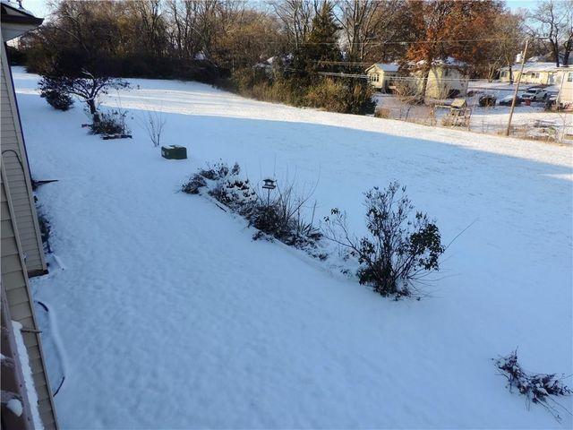 12310 E 43rd Street S B10, Independence, MO 64055