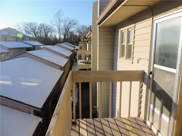 12310 E 43rd Street S B10, Independence, MO 64055