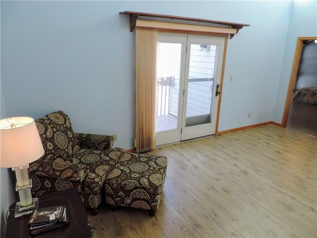 12310 E 43rd Street S B10, Independence, MO 64055